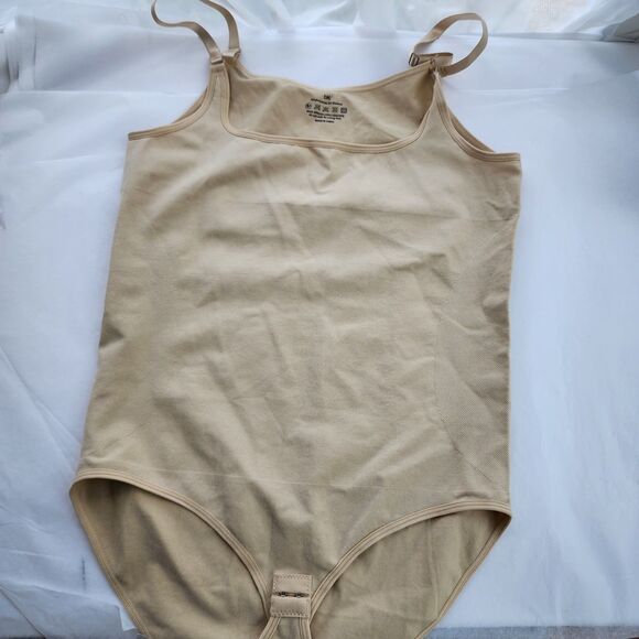 Square Neck brief Bodysuit Clay Nude Snap Closure New NWOT 1X Shapewear Slimming - Picture 1 of 7